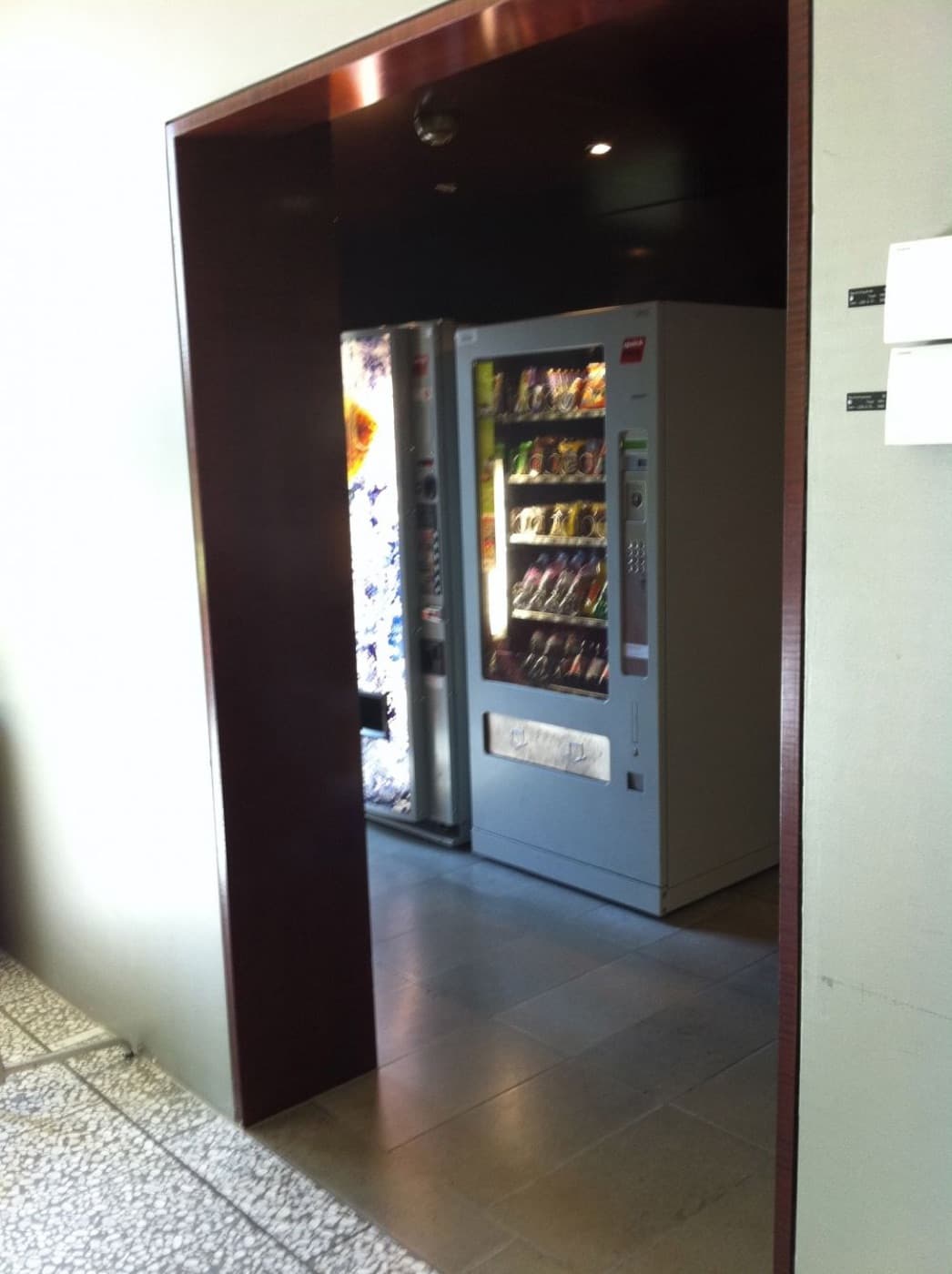 HAH-E-12 Foyer/Café room view