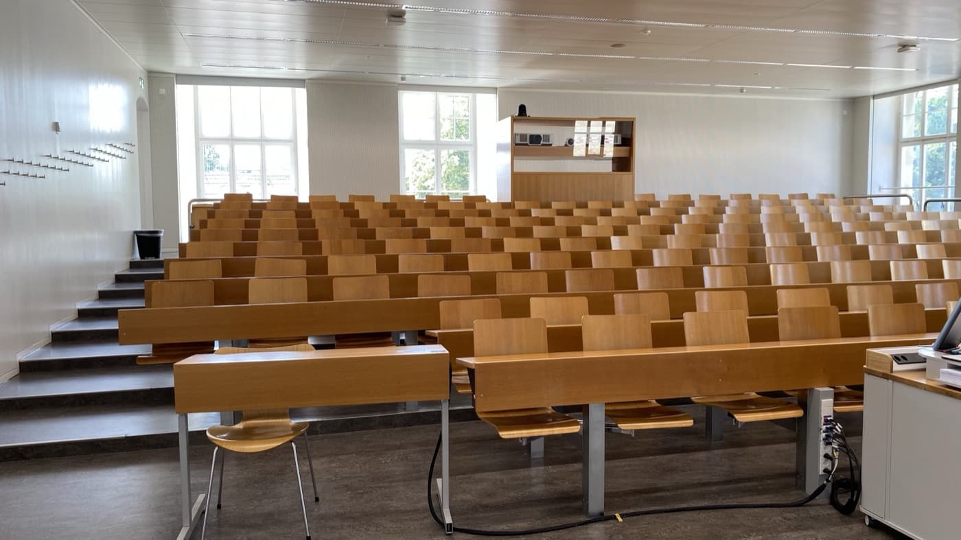 RAI-G-041 Hörsaal room view
